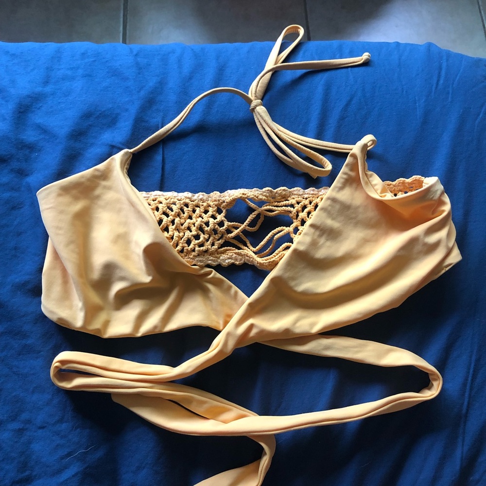 frankie's bikinis malia bikini top in mango